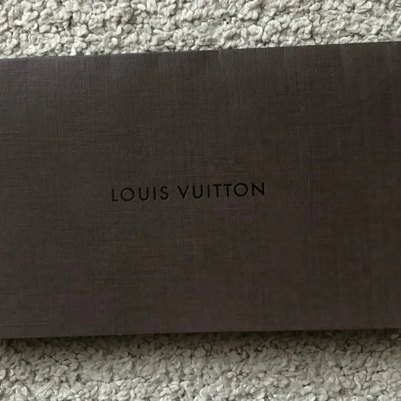 Authentic Louis Vuitton Envelope. - Picture 3 of 3